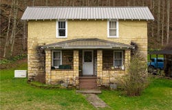 681 Given Park Road, Elkview, WV 25071
