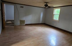 807 W Illinois St, Oblong, IL 62449