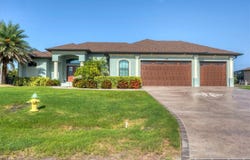204 W PINE VALLEY LANE, ROTONDA WEST, FL 33947
