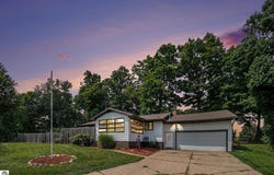 227 W Everettdale Avenue, Lansing, MI 48910
