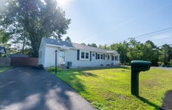 4 Leo Street, Queensbury, NY 12804