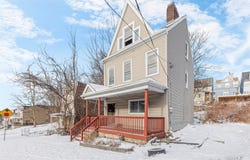 3369 Milwaukee St, Hill District, PA 15219