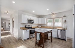 325 Kiowa Street, Leavenworth, KS 66048