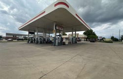 260 Stevens Dr, IowaCity, IA 52240