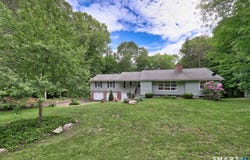 37 Anella Drive, Bethany, CT 06524