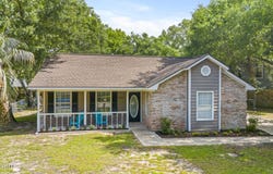 9404 Meadowlark Avenue, Ocean Springs, MS 39564