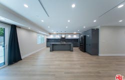 17443 Valerio St, Van Nuys, CA 91406