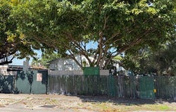 890 E 52nd St, Hialeah, FL 33013