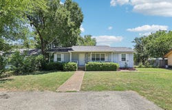 1403 Circle DR, Round Rock, TX 78664