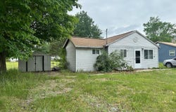 605 N Cherry Street, Kalkaska, MI 49646
