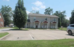 310-312 W MONROE Street, Carbondale, IL 62901