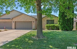 124 RAMBLEWOOD Lane, Sherman, IL 62684