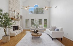 400 Split Oak Dr, Pflugerville, TX 78660