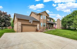 211 Deborah Lane, Whiteland, IN 46184
