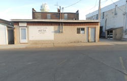 10 W Main Street, Hartford, MI 49057