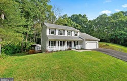 6112 HILLVIEW COURT, MANASSAS, VA 20112
