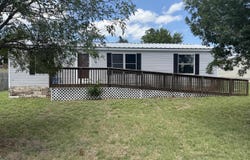 200 Sarah Circle, Llano, TX 78643-200