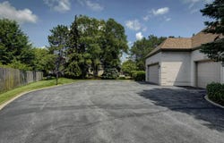 10135 Cherrywood Lane, Munster, IN 46321