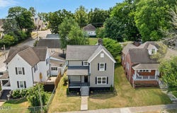 302 N B St, Lenoir City, TN 37771