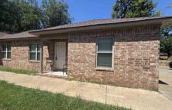 1413 Hardy Street, Conway, AR 72034