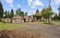 1735 PINE ST, Silverton, OR 97381
