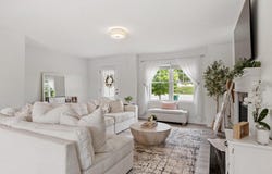19 Lighthouse Ln, Westminster, MA 01473