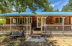 3003 E Carver Lane, Athol, ID 83801