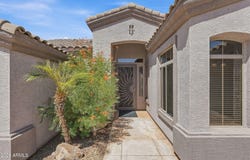 6796 W Abraham Lane, Glendale, AZ 85308