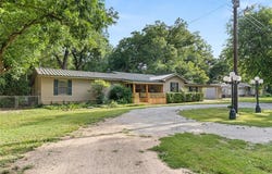 1453 eagle canyon Drive, China Spring, TX 76633