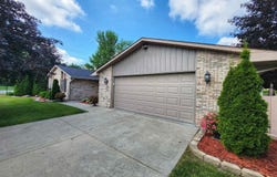 4740 Foxcroft, Bay City, MI 48706