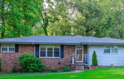 1605 Winston St, Florence, AL 35630