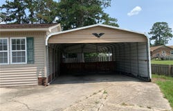 602 5th Street, Bladenboro, NC 28320