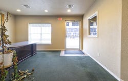 1111 S Main Street, Grove, OK 74344