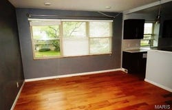 4 Delcrest Court, St Louis, MO 63124