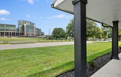 965 MYRTLE Lane, GREEN BAY, WI 54304