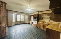 1975 Pine Lake Drive NW, Arab, AL 35016