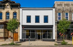 715 S 5th St, Milwaukee, WI 53204