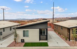 297 N Sunview LN, Hurricane, UT 84737