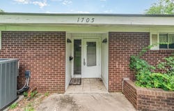 1705 Jefferson Street, Commerce, TX 75428