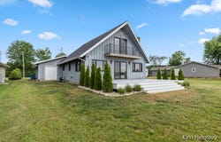 8686 Tecumseh Trail, Howard City, MI 49329