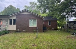 406 W 10th Street, Trenton, TN 38382
