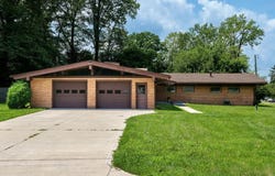 761 Dorchester Drive, Springfield, OH 45506