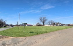119 E Greer Avenue, Sayre, OK 73662