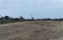 6759 Pfeil Rd, Schertz, TX 78154
