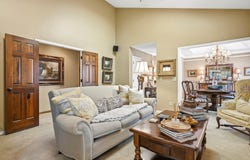 3140 E Raynell Street, Springfield, MO 65804