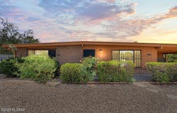 8641 E Mabel Place, Tucson, AZ 85715