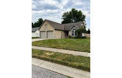 11437 Cherry Blossom Drive E, Fishers, IN 46038