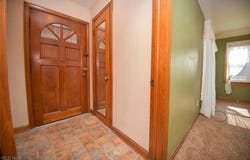 19308 Pawnee Avenue, Cleveland, OH 44119