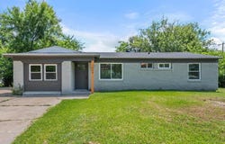 2600 Woodlawn Drive, Ennis, TX 75119
