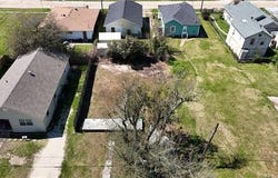 740 V E Washington Street, Lake Charles, LA 70601
